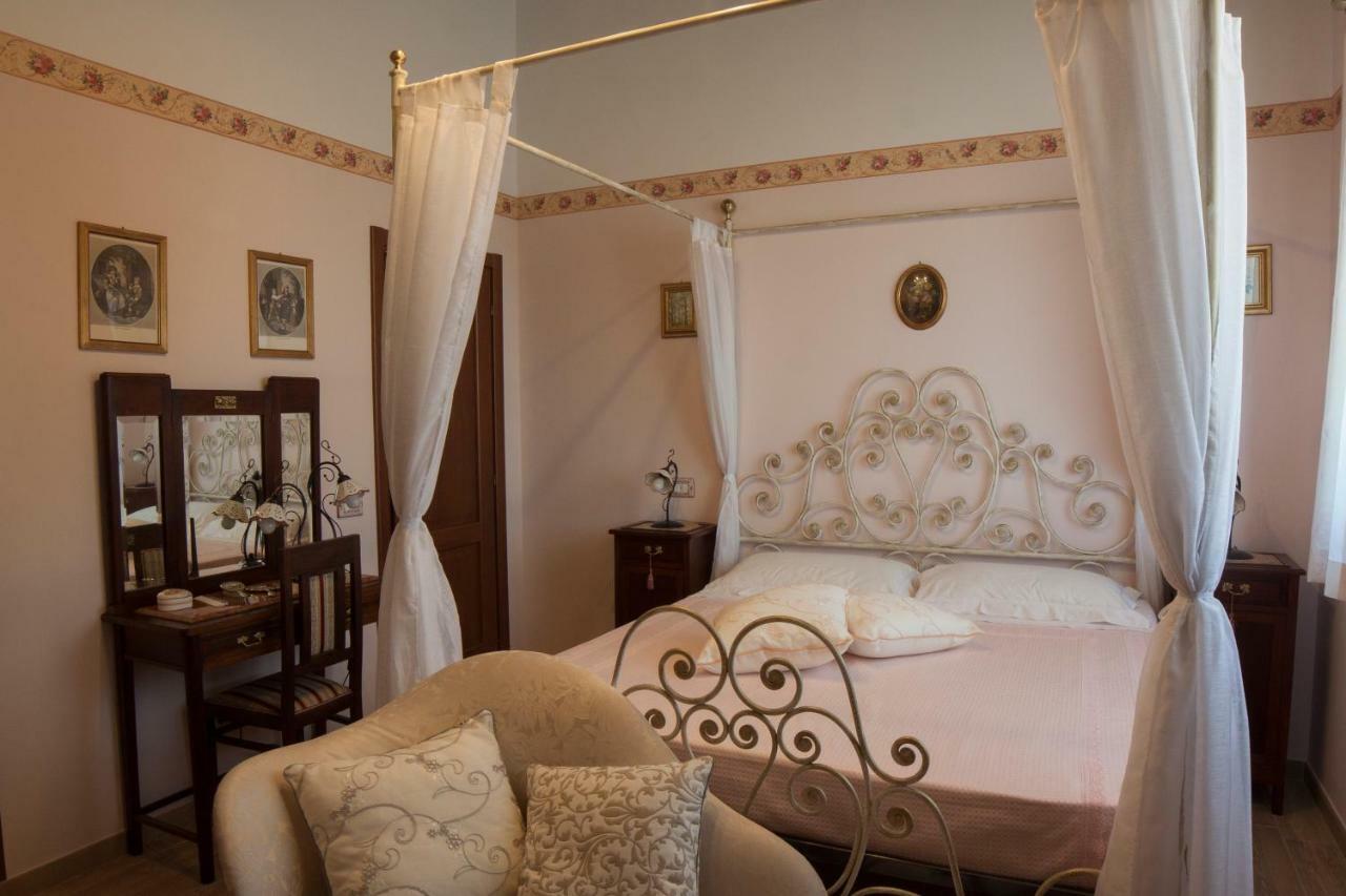 L' Antica Fonte Bed & Breakfast *